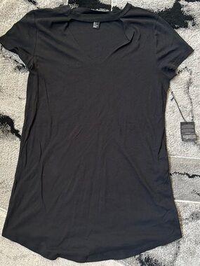 Forever 21 Black V-Neck Mini Dress